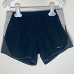 Nike mesh insert lined colorblock running shorts size XS Photo 8