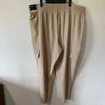 Old Navy NEW  SleekTech Go-Dry Cargo Pants Tapered‎ Athletic Beige Womens 2X Photo 3
