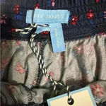 Draper James NWT  size med Pull On Flowy Shorts Blue Spring Whispy Floral New Photo 1