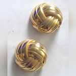 None Vintage Gold Tone Round Wrapped Metal Clip-on Statement Earrings Photo 1