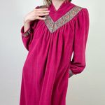 Vanity Fair Vintage Red Violet Embroidered Maxi Housecoat Robe w/Pockets Size M Photo 1