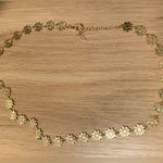 NWOT FLORAL NECKLACE PINK FLORAL GOLD TONE Photo 2