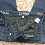DL1961 Nicky Dark Wash Mid Rise Cigarette Straight Leg Jeans Size 27 Photo 4