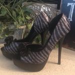Speed Limit 98  black gray animal‎ print heels New Photo 1