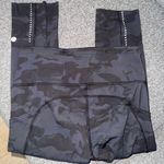 Lululemon Fast and Free Crop II 19" *Nulux
Incognito Camo Multi Grey Size 6 Photo 5