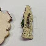 Lot Of 3 Costume Brooch Pins Christmas Holiday Snowman / Stocking / Santa Red Photo 10