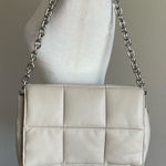 H&M NWT Elegant Cream Chain Shoulder Bag Photo 0