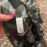 Athleta  Lightning Camo 7/8 Tight Green Small Leggings Photo 4