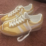 Gola Sneakers Yellow Size 7 Photo 0