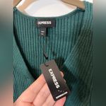 EXPRESS  NWT Stretch Ribbed Emerald Green Sz XXS V-Neck Long Puff Sleeve Sweater Photo 14
