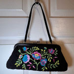 Vera Bradley  Veronique Floral Clutch Small Purse Embroidered Floral‎ Pattern Photo 0