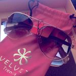 New Velvet Trends Rose Gold Wire Aviator Frame Sunglasses Photo 2