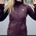 The North Face Winter Warm Insulated Pullover - Women's size xs petite Photo 3