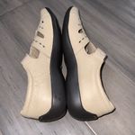 Dr. Scholls Dr Scholl’s Creamy Beige Cutout Strapp Double Air Pillow Leather Loafers 5.5 Photo 5