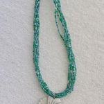 Vintage green glass beads with shell pendant necklace Photo 2