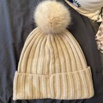 H&M Fluffy Pom Pom Beanie Photo 0
