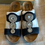 L'ATISTE leather Spring Step Sandals Photo 4