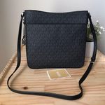 Michael Kors Purse Photo 2