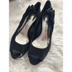 White House | Black Market  heels black with bow size 6.5 new but a bit of dry rot Photo 7