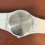 Vintage 1986 white blue face Avon Up To The Minute Quartz Watch new battery Photo 4