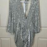 Ellae Lisque Sequence Drape Mini Dress Size Small Silver Photo 2