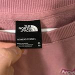 The North Face  Pink Crewneck Sweatshirt Pullover Logo Women’s Size XL Photo 2