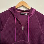 Marmot  Full Zip Hooded Jacket Purple Quilted Lightweight Women's Size Medium Photo 2