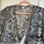 Forever 21 classic black and white paisley short sleeve kimono cover up top Photo 6