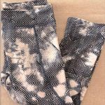 The North Face Navy Print Cropped Knee Length Leggings Size Medium Photo 0