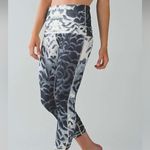 Lululemon wunder under pant se dance size 8 Photo 1