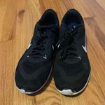 Nike Shoes Photo 4
