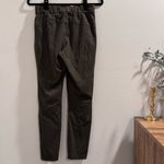 Lululemon  Women’s 4 Dark Olive On The Fly Pant 28” Office Athleisure Comfort Photo 1