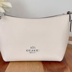 Coach NWT Leather Zip Top Crossbody Bag Photo 0