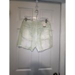 Wonderly  Size 10 Women's Green Distressed Frayed Hem Shorts NWT Photo 4