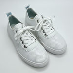 Tommy Bahama  Women's Perforated White Leather Lace-Up Sneakers size 7 low-tops Photo 0
