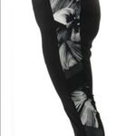 Isaac Mizrahi New balance  print crop pct leggings Photo 3