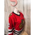 Chicago Black Hawk’s jersey size woman’s small Red Photo 6