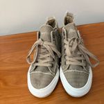 Blowfish‎ Malibu Wedge Sneaker Brown Canvas Lace Up Platform Midtop Casual 7.5 Photo 4