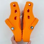 Crocs Classic Clog Unisex Orange Zing Men 4/Women 6 Adult Slip On Comfy NWT Photo 5