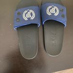 PINK - Victoria's Secret Almost new Victoria Secret PINK Flip Flop. Photo 7