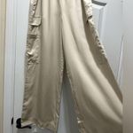Z Supply New with tabs khaki cargo pants
Womens wide leg pants Size medium Photo 4