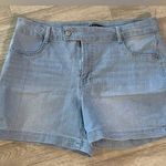 D. Jeans  Women's Light Blue Denim Shorts 14 Photo 0