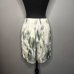 H&M Cream Patterned Satin Short Photo 4