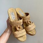 MIA Sandals Photo 3