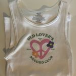 Harry Styles old lover’s baby tank Photo 1