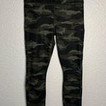 Athleta  Ultimate 7/8 Tight Green Camo Leggings Size XS Gym Active Stash Pocket Photo 0