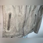 Sebby Collection jacket, distressed faux leather zip Photo 6