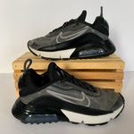 Nike Black/Grey  Air Max 2090 Trainer Sneakers Athletic Running Shoes Photo 0