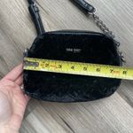 Nine West Vintage Black Quilted Velvet HANDBAG Crossbody ADJUSTABL STRAP PURSE Photo 6