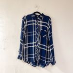 Rails Hunter Plaid Button Down Shirt in Navy Blue White Medium Photo 1